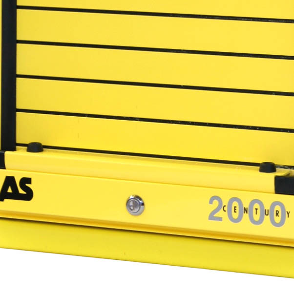 Optional lock for roller door